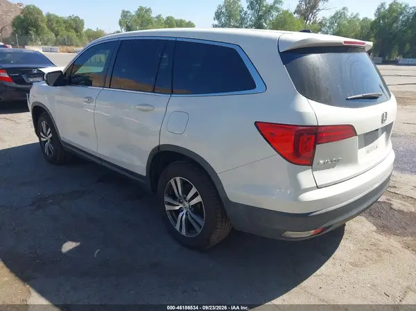 5FNYF6H54JB061648 — 2018 Honda Pilot, фото 3 с аукциона IAAI, Передняя часть