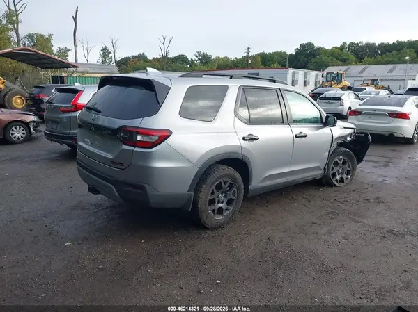 5FNYG1H60SB018371 — 2025 Honda Pilot, фото 4 с аукциона IAAI, Передняя часть справа
