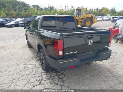 2018 Honda Ridgeline Black Edition VIN 5FPYK3F8XJB500138 фото 3