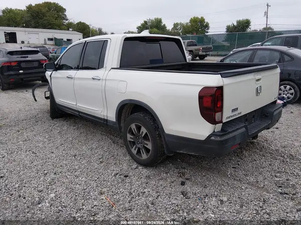 5FPYK3F77HB028532 — 2017 Honda Ridgeline, фото 3 с аукциона IAAI, Передняя часть слева