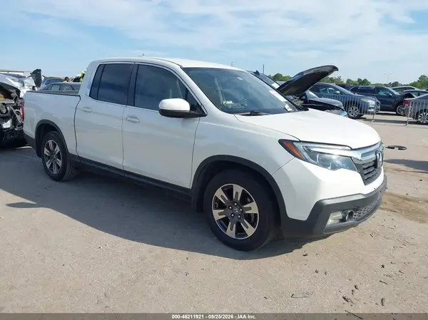 5FPYK2F5XHB005562 — 2017 Honda Ridgeline, Передняя часть (Front End), фото до ремонта