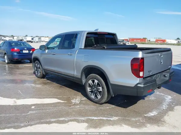 5FPYK3F53LB030592 — 2020 Honda Ridgeline, фото 3 с аукциона IAAI 09.10.2026, Передняя часть