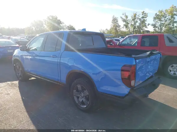 5FPYK3F62RB002834 — 2024 Honda Ridgeline, фото 3 с аукциона IAAI, Задняя часть