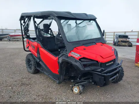 1HFVE0426M4503894 — 2021 Honda SXS1000 M5, Передняя часть справа (Right Front), фото до ремонта