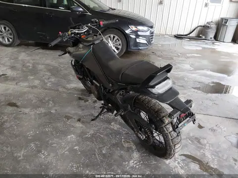 2024 Husqvarna Vitpilen 401/svartpilen 401 VIN MD2JUJ404RN209485 фото 3