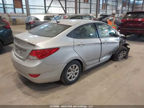 2014 Hyundai ACCENT GL VIN KMHCT4AE3EU704775 фото 4