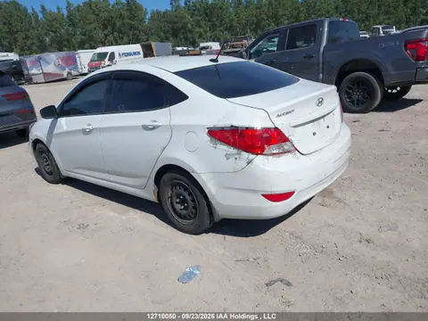 2014 Hyundai ACCENT GL VIN KMHCT4AE3EU772199 фото 3
