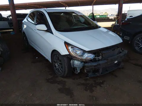 KMHCT4AE5EU622675 — 2014 Hyundai Accent GLS, Передняя часть слева (Left Front), фото до ремонта