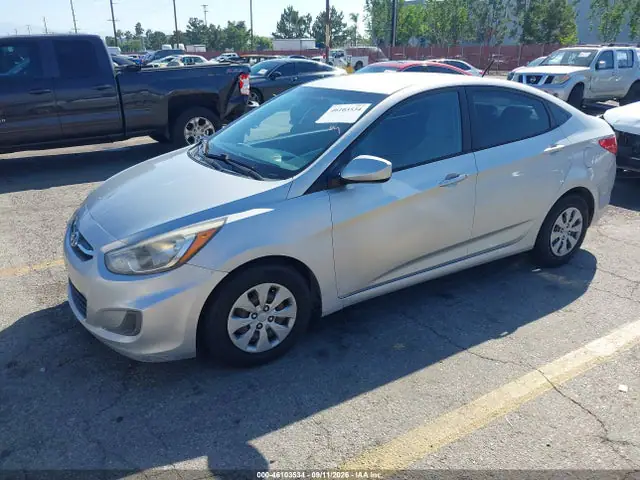KMHCT4AE6FU929032 — 2015 Hyundai Accent GLS, фото 2 с аукциона IAAI 13.10.2026, Естественный износ