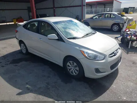 KMHCT4AE8GU963541 — 2016 Hyundai Accent SE, Задняя часть (Rear), фото до ремонта