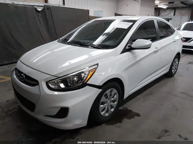 KMHCT4AE2GU978147 — 2016 Hyundai Accent SE, фото 2 с аукциона IAAI 29.09.2026, Передняя часть слева