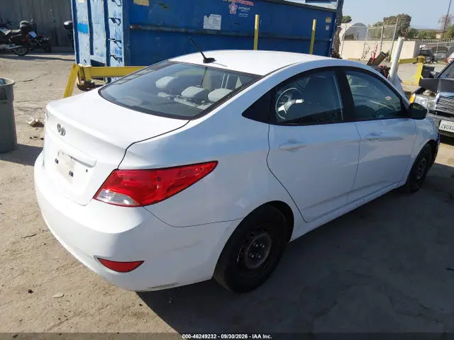 KMHCT4AE3HU272113 — 2017 Hyundai Accent SE, фото 4 с аукциона IAAI 14.10.2026, Передняя часть