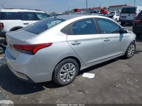 2019 Hyundai ACCENT SE VIN 3KPC24A35KE050605 фото 4