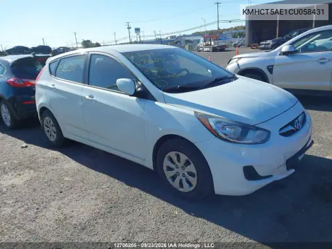 KMHCT5AE1CU058431 — 2012 Hyundai Accent, Передняя часть, фото до ремонта