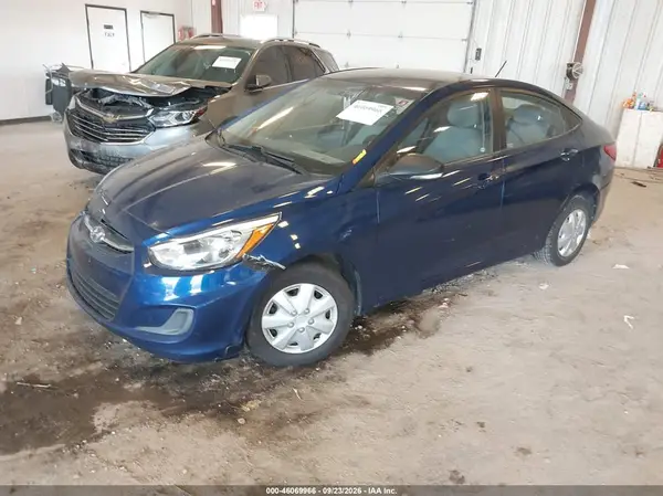 KMHCT4AE5GU967904 — 2016 Hyundai Accent, фото 2 с аукциона IAAI, Естественный износ
