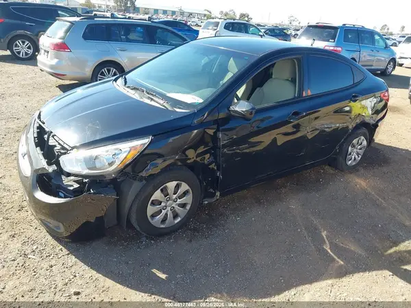 KMHCT4AE8GU121895 — 2016 Hyundai Accent, фото 2 с аукциона IAAI, Передняя часть