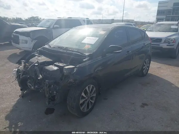 KMHCU5AE3GU246290 — 2016 Hyundai Accent, фото 2 с аукциона IAAI, Передняя часть