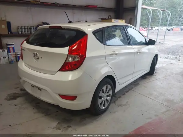 KMHCT5AEXGU248993 — 2016 Hyundai Accent, фото 4 с аукциона IAAI 03.10.2026, Естественный износ