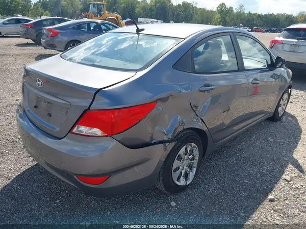 KMHCT4AE0GU058422 — 2016 Hyundai Accent, фото 4 с аукциона IAAI, Естественный износ