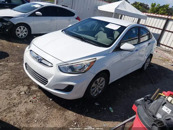 KMHCT4AE9GU117371 — 2016 Hyundai Accent, фото 2 с аукциона IAAI, Левый бок