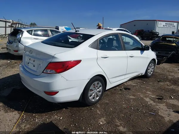 KMHCT4AE9GU117371 — 2016 Hyundai Accent, фото 4 с аукциона IAAI, Левый бок