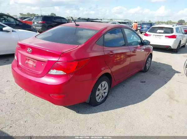 KMHCT4AE3GU086067 — 2016 Hyundai Accent, фото 4 с аукциона IAAI 08.10.2026, Естественный износ