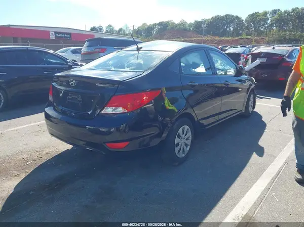 KMHCT4AE7GU093605 — 2016 Hyundai Accent, фото 4 с аукциона IAAI, Левый бок