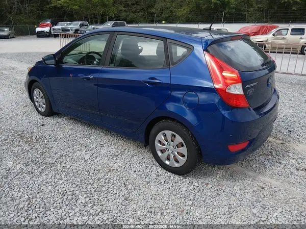 KMHCT5AE5HU319017 — 2017 Hyundai Accent, фото 3 с аукциона IAAI, Правый бок