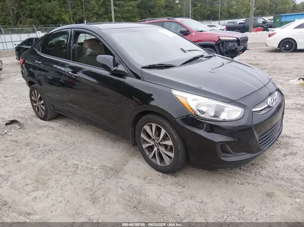 KMHCT4AE1HU318943 — 2017 Hyundai Accent, Передняя часть (Front & Rear), фото до ремонта