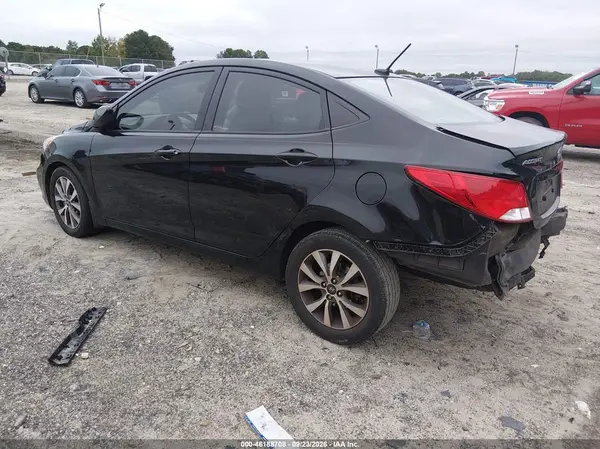 KMHCT4AE1HU318943 — 2017 Hyundai Accent, фото 3 с аукциона IAAI 14.10.2026, Передняя часть