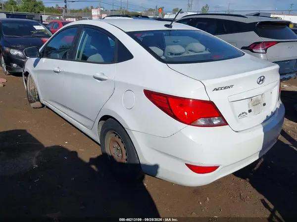 KMHCT4AE6HU288113 — 2017 Hyundai Accent, фото 3 с аукциона IAAI, Естественный износ
