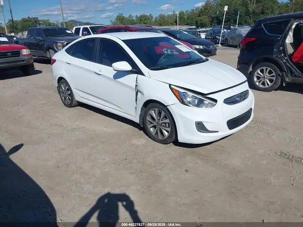 KMHCT4AE6HU281758 — 2017 Hyundai Accent, Передняя часть (Front End), фото до ремонта