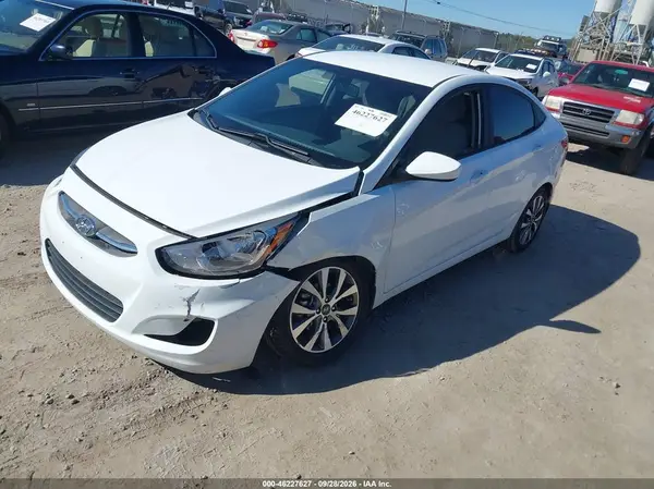 KMHCT4AE6HU281758 — 2017 Hyundai Accent, фото 2 с аукциона IAAI, Передняя часть
