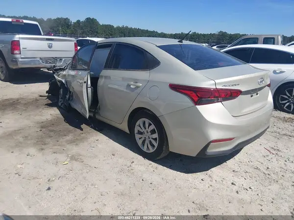 3KPC24A37JE035456 — 2018 Hyundai Accent, фото 3 с аукциона IAAI, Передняя часть слева