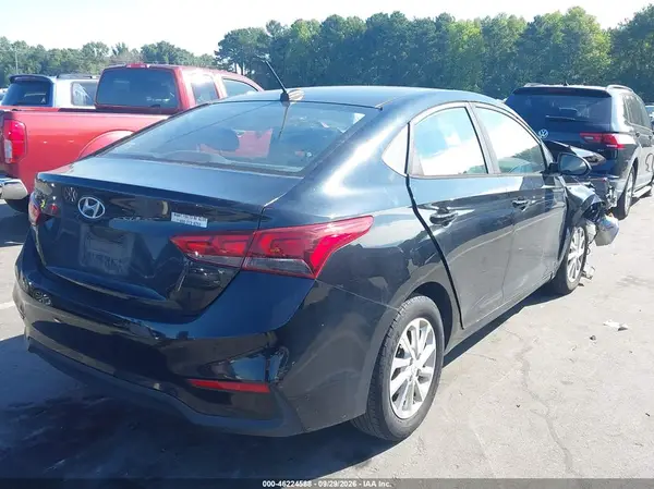 3KPC24A3XJE011488 — 2018 Hyundai Accent, фото 4 с аукциона IAAI, Передняя часть