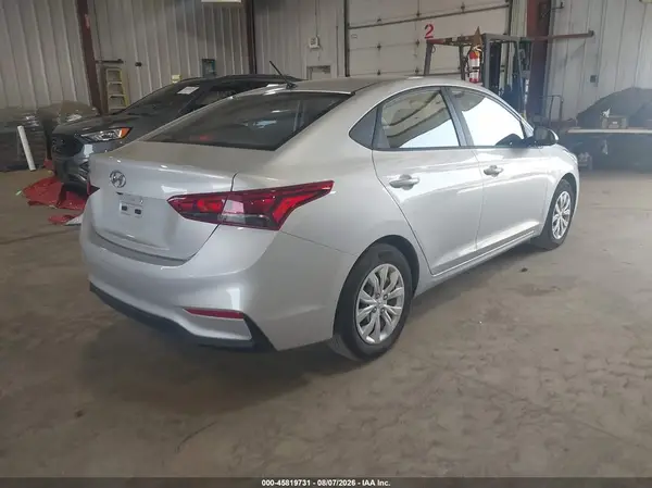 3KPC24A67ME128430 — 2021 Hyundai Accent, фото 4 с аукциона IAAI 07.10.2026, Задняя часть