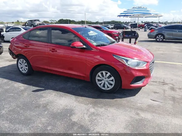 3KPC24A61ME130402 — 2021 Hyundai Accent, Задняя часть (Rear), фото до ремонта