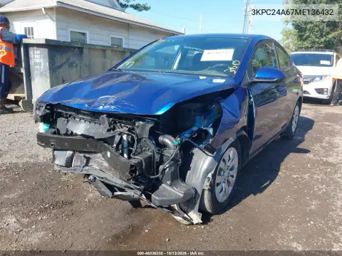 3KPC24A67ME136432 — 2021 Hyundai Accent, фото 2 с аукциона IAAI, Передняя часть