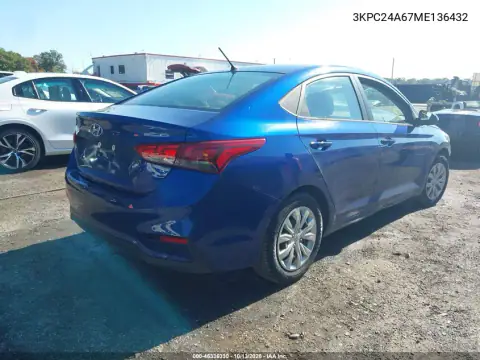 3KPC24A67ME136432 — 2021 Hyundai Accent, фото 4 с аукциона IAAI, Передняя часть