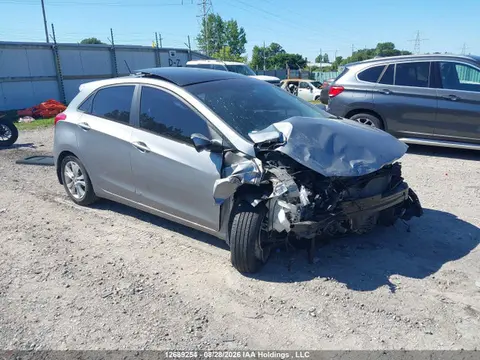 KMHD35LH3EU213298 — 2014 Hyundai Elantra GT, Передняя часть (Front), фото до ремонта