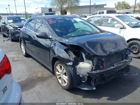 KMHD35LH5EU173807 — 2014 Hyundai Elantra GT, Передняя часть (Front End), фото до ремонта
