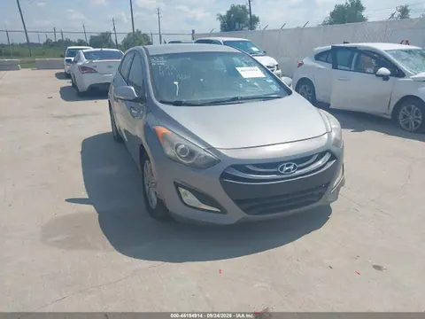 KMHD35LH2EU204592 — 2014 Hyundai Elantra GT, Repossession, фото до ремонта