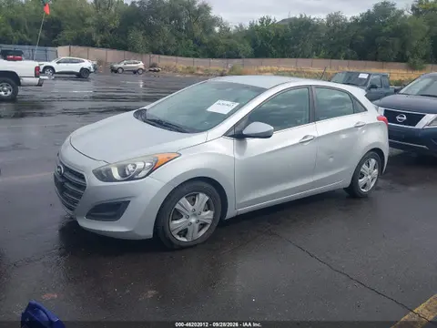 2016 Hyundai ELANTRA GT VIN KMHD35LH2GU319390 фото 2