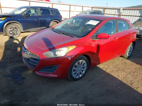 2017 Hyundai ELANTRA GT VIN KMHD35LH7HU360535 фото 2
