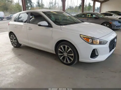 KMHH35LE3JU068264 — 2018 Hyundai Elantra GT, Задняя часть, фото до ремонта
