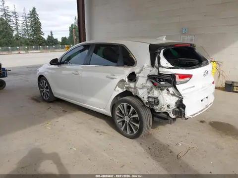 2018 Hyundai ELANTRA GT VIN KMHH35LE3JU068264 фото 3