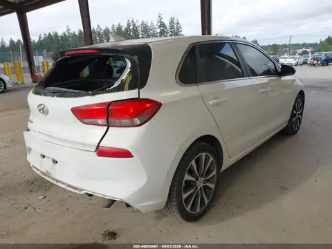 2018 Hyundai ELANTRA GT VIN KMHH35LE3JU068264 фото 4