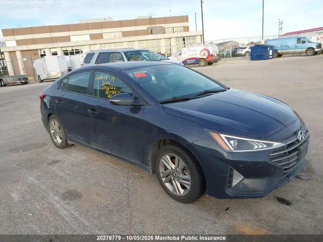 KMHD84LF1LU078877 — 2020 Hyundai Elantra Preferred, Град (Hail), фото до ремонта