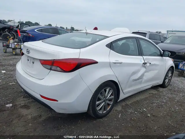 KMHDH4AE2FU386221 — 2015 Hyundai Elantra SE/Sport/Limited, фото 4 с аукциона IAAI 13.10.2026, Передняя часть справа