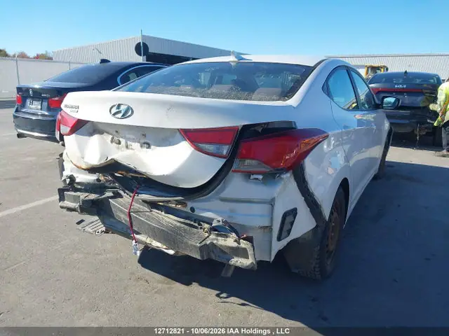 KMHDH4AEXFU418879 — 2015 Hyundai Elantra SE/Sport/Limited, фото 4 с аукциона IAAI 13.10.2026, Задняя часть